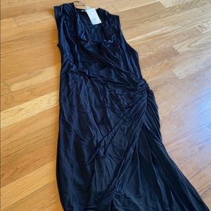 NWT H&M v neck dress